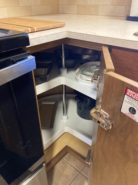 Building Photo - 14275 Avon Allen Rd