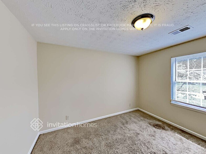 Building Photo - 2911 Oakwilde Ct