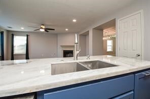 Building Photo - 303 Mantova Dr