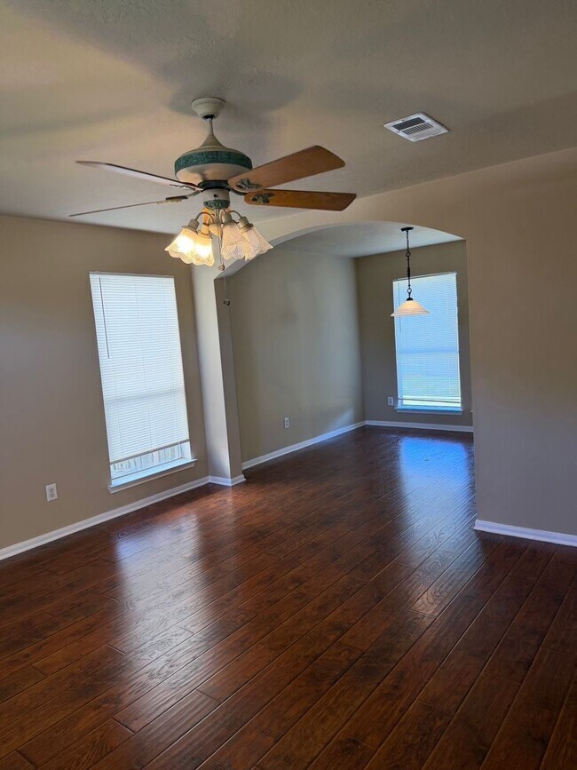 Building Photo - 4727 Serenity Trail