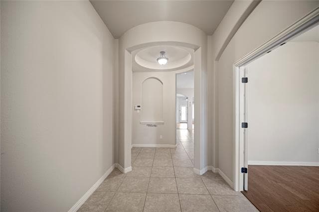 Building Photo - 2306 Lucerne Dr
