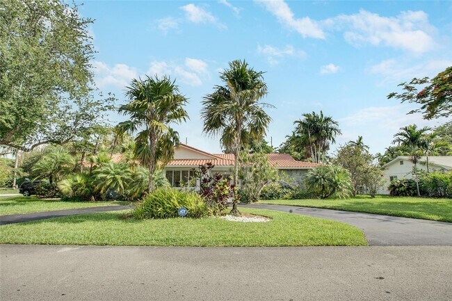 Building Photo - 7775 SW 145th St