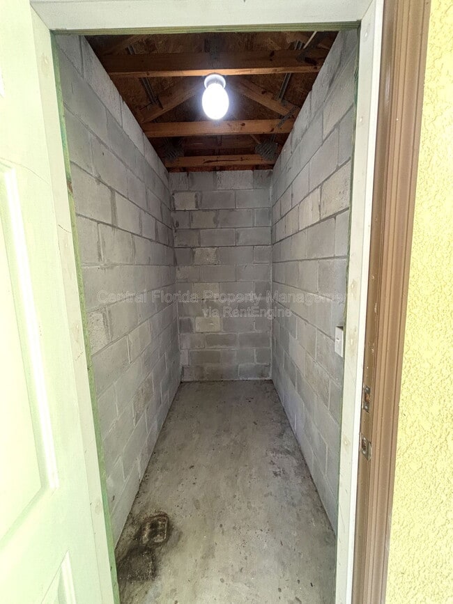 Building Photo - 531 Carlisle Ave