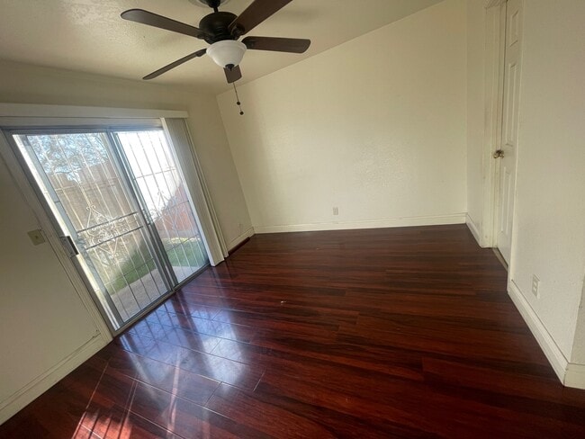 Building Photo - 8744 Fox Creek Dr