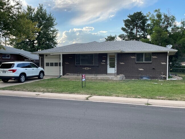 Primary Photo - 8371 Oakwood St