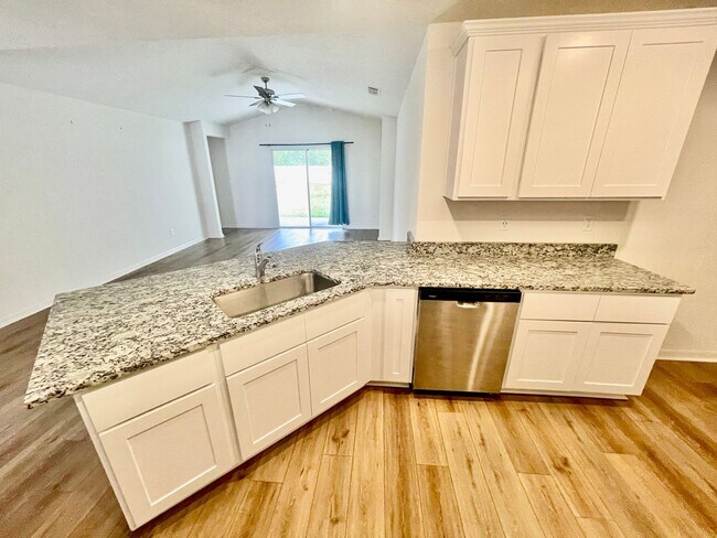 Building Photo - 37378 Whisper Wy