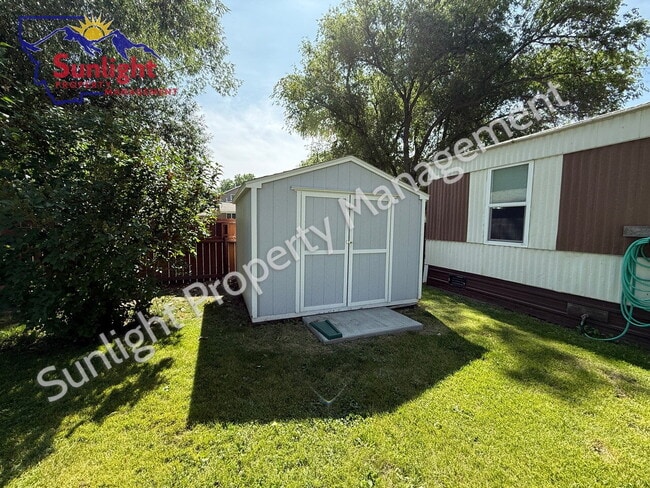 Building Photo - Updated Mobile Home for Rent - Peaseful Co...