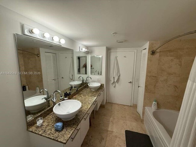 Building Photo - 41 SE 5th St