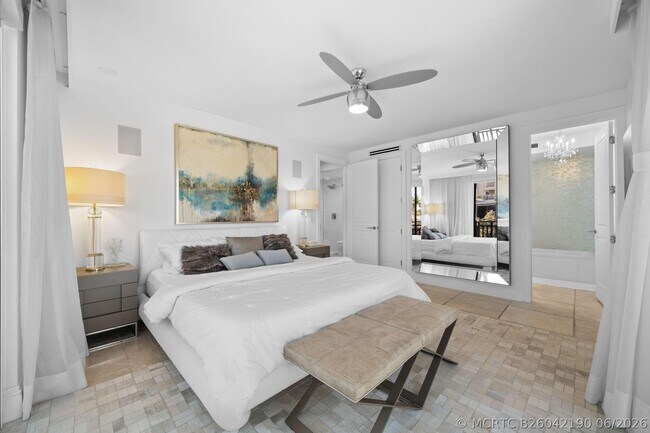 Building Photo - 1680 S Ocean Dr