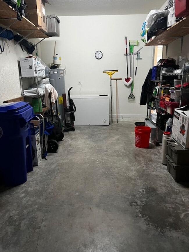 Building Photo - Move-in ready townhome in Verona Trace! This newer 3BR/3BA home!!!