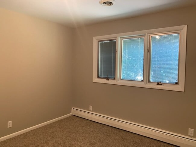 Building Photo - Beautiful 3 Bedroom Home in Middleton