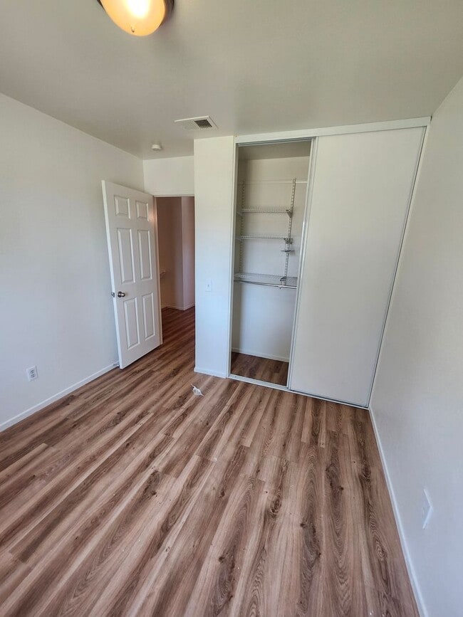 Building Photo - Big backyard with lots of upgrades