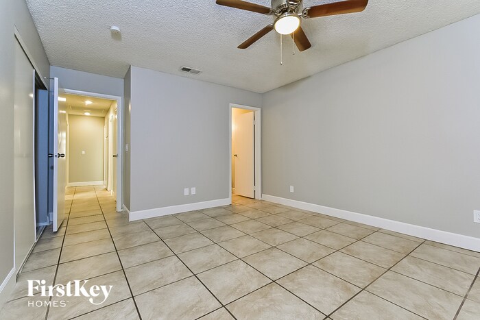 Building Photo - 77 Parrish Ln