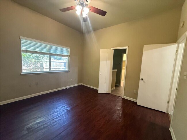 Building Photo - 2107 Yaupon Trail