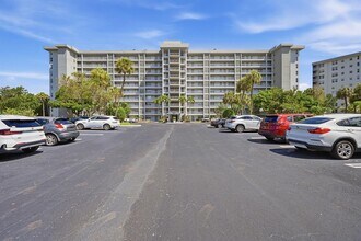 Building Photo - 4015 W Palm Aire Dr