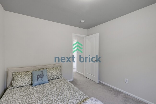 Building Photo - 1132 15th Ave