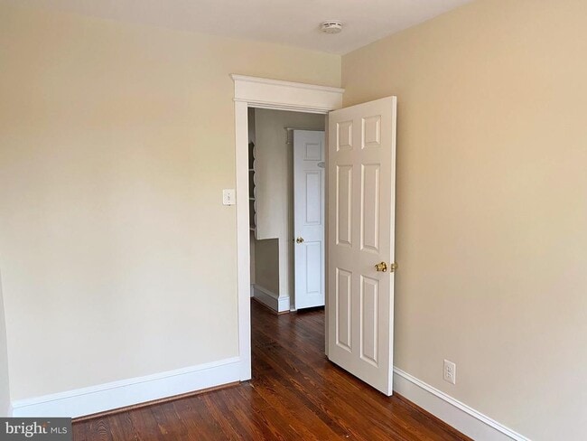 Building Photo - 115 Wesley Ave