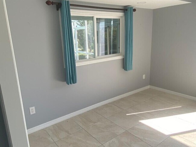 Building Photo - 9500 Attica Cir