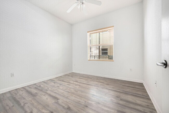 Building Photo - 1650 Presidential Way