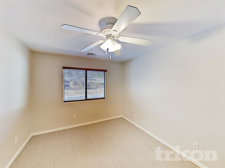 Building Photo - 396 W Corriente Ct