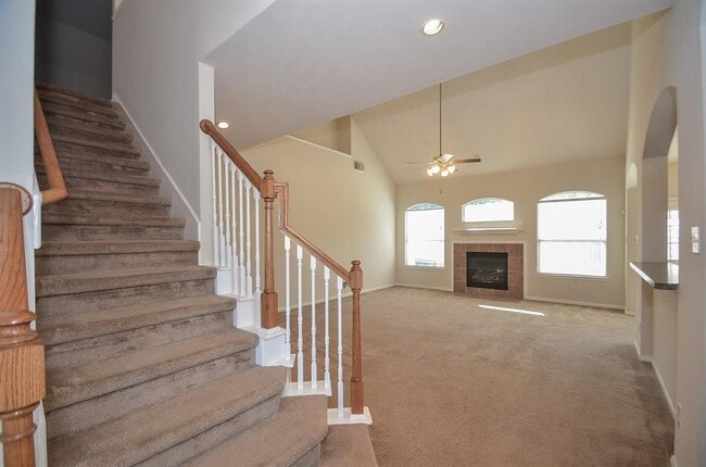 Building Photo - 17407 S Sienna Cove Ln