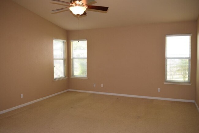 Building Photo - 4840 Knightswood Way