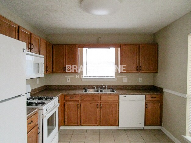 Building Photo - 107 Lake Terrace