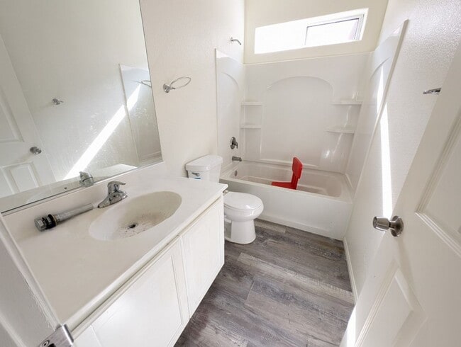 Building Photo - 7593 Perla Del Mar Ave