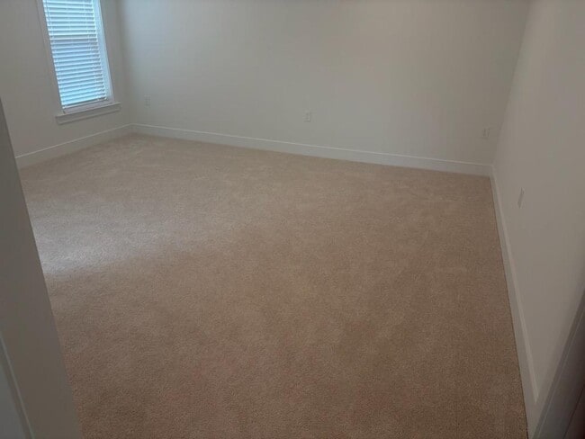 Building Photo - 6057 Sunstone Ln