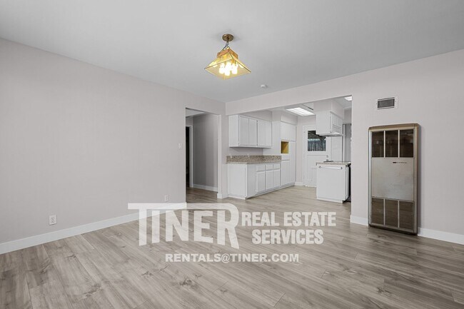 Building Photo - 7851 Winding Way
