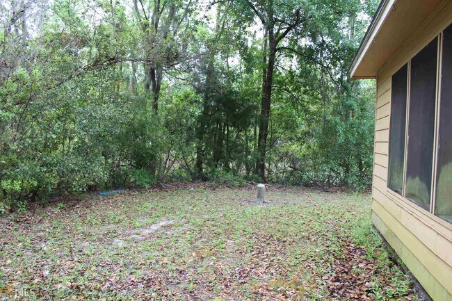 Building Photo - 207 Admirals Walk