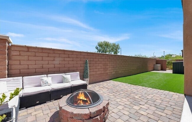 Building Photo - 7576 Sandwich Bay Ct