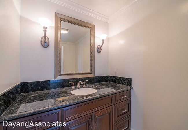 Building Photo - 4 br, 4 bath House - 30404 Rhone Drive