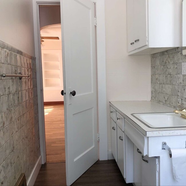 Building Photo - 1702 Dotsero Ave