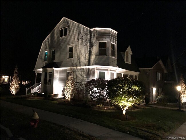 Building Photo - 60 Elysian Ave