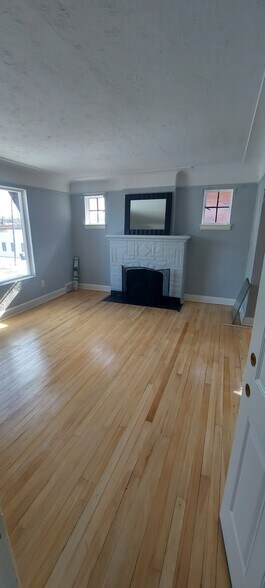 Building Photo - 17147 Hartwell St