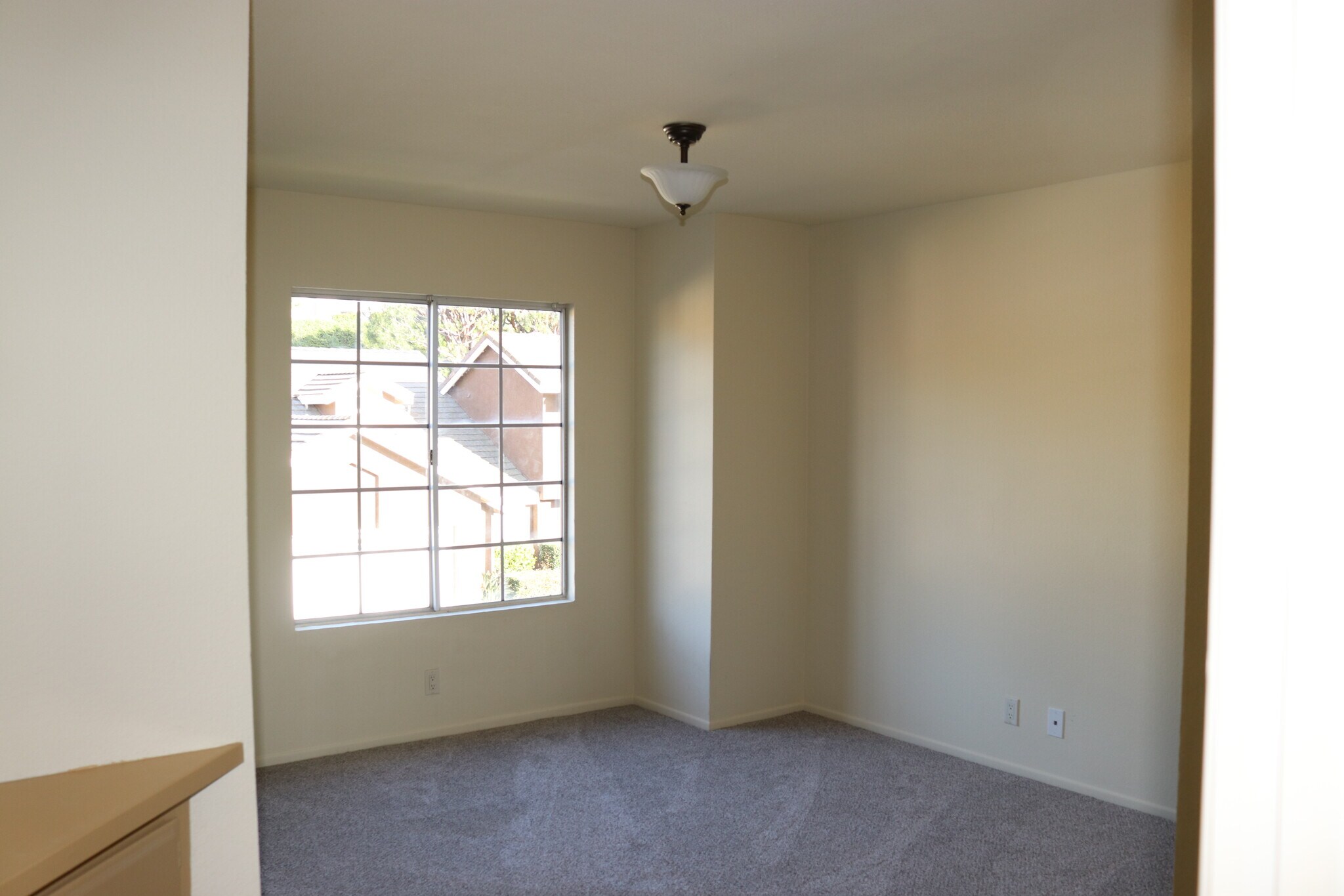 Building Photo - 857 S Sapphire Ln