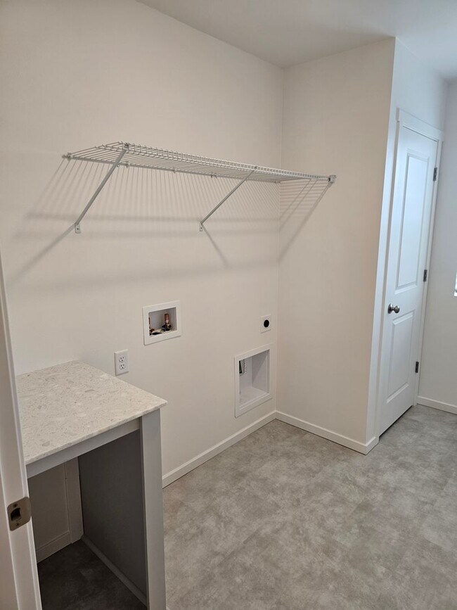 Building Photo - Brand New 4 Bedroom Home in Moreal Meadows! Close to Freeway & JBLM!