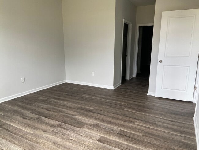 Building Photo - Welcome to your dream home in the heart of...