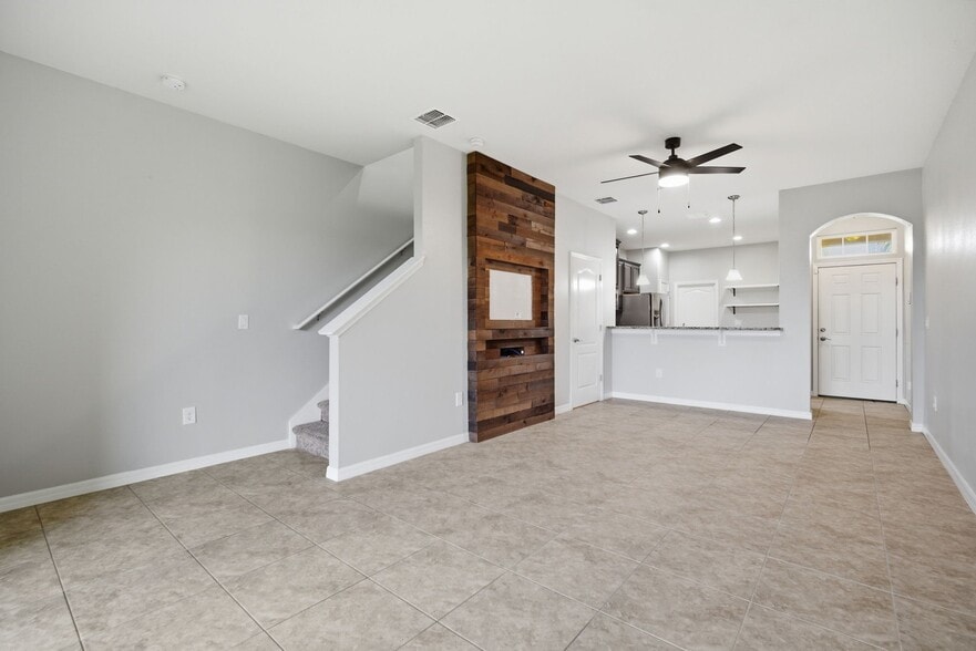 Building Photo - 10903 Verawood Dr