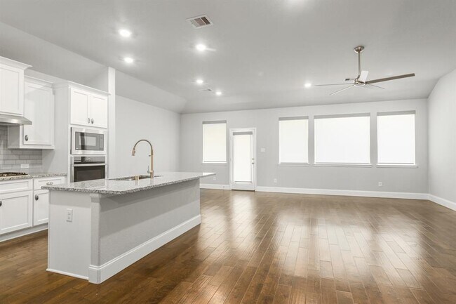 Building Photo - 4138 Shackleton Ct