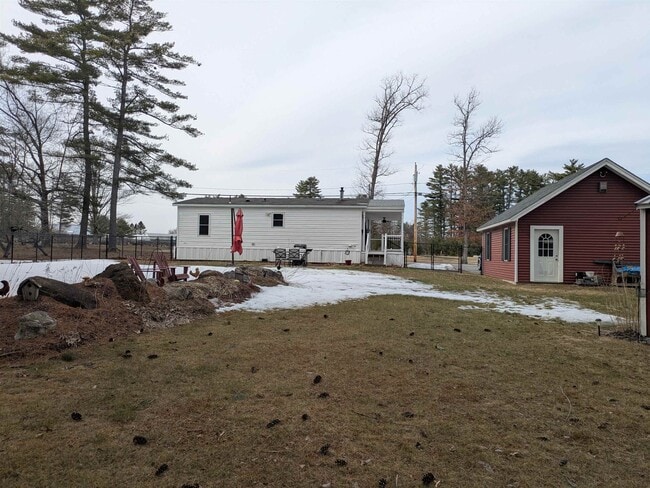 Building Photo - 11 Corn Hill Rd