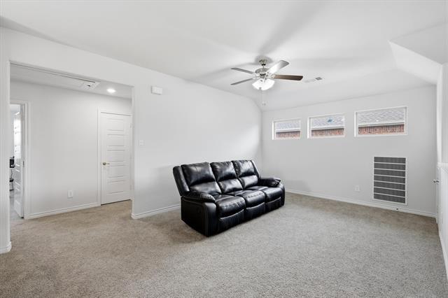 Building Photo - 9800 Quail Pointe Rd