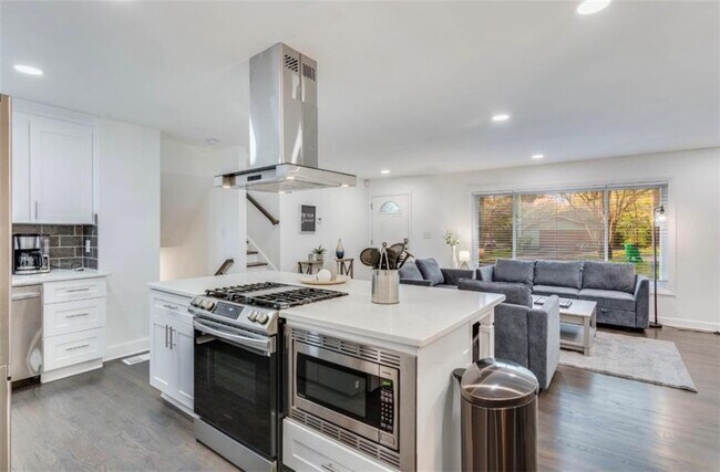 Building Photo - 3490 Turner Heights Dr