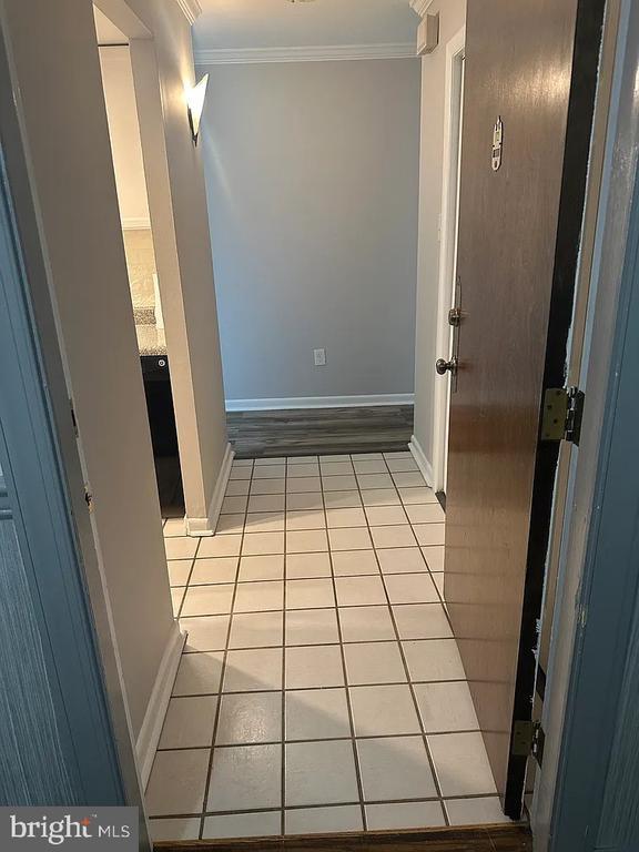 Building Photo - 172 Drummers Ln