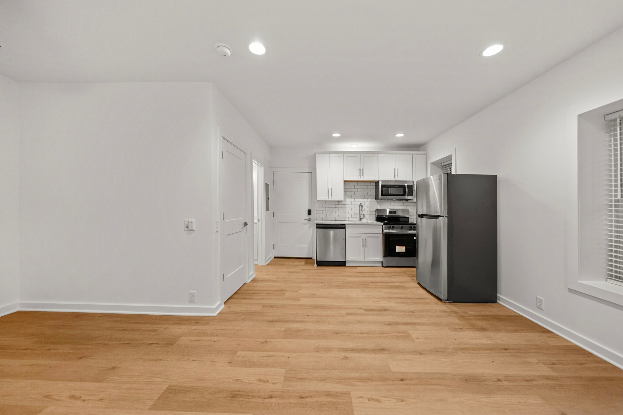 Building Photo - 4245 Troost Ave