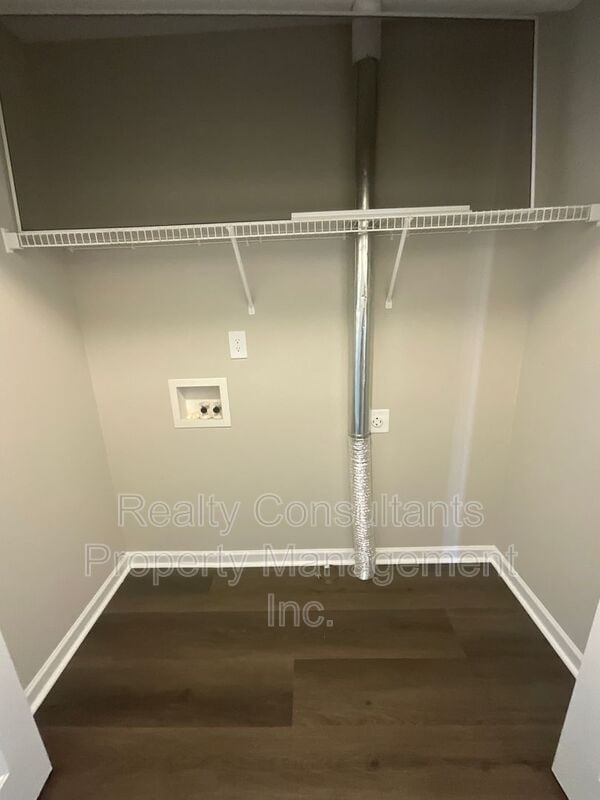 Building Photo - 2470 Shadow Valley Rd