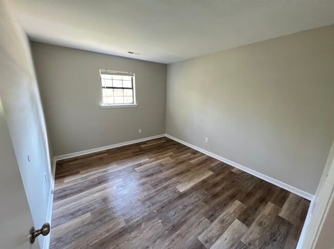 Building Photo - Adorable 3 Bedroom home Convenient to Downtown Durham