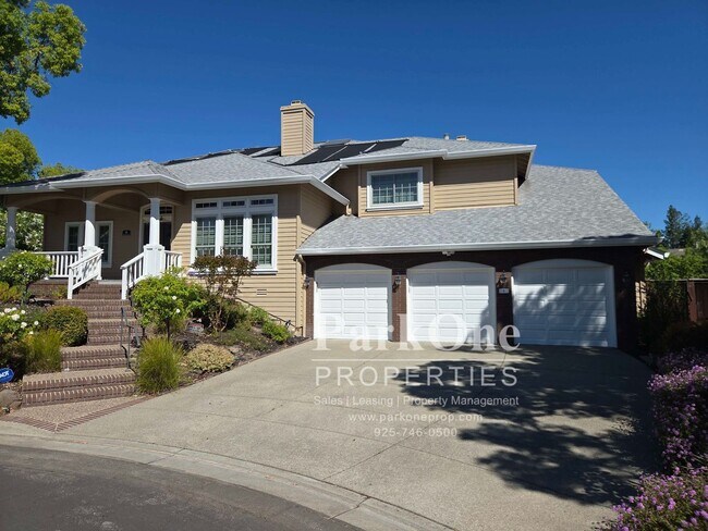 Building Photo - Amazing One of a Kind Home in the Heart of Danville with Pool & Views!