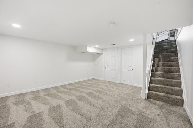 Building Photo - 5516 Baneberry Ave